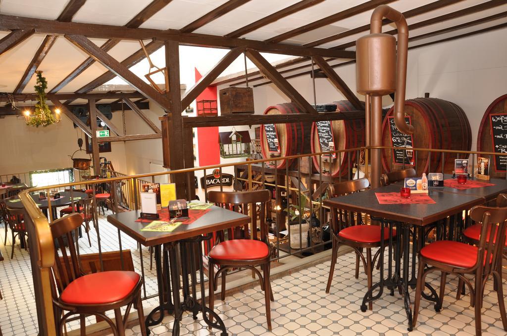 Hotel An Der Alten Porzelline Neuhaus am Rennweg Ngoại thất bức ảnh