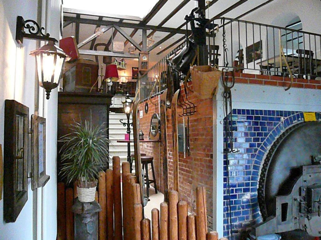 Hotel An Der Alten Porzelline Neuhaus am Rennweg Ngoại thất bức ảnh